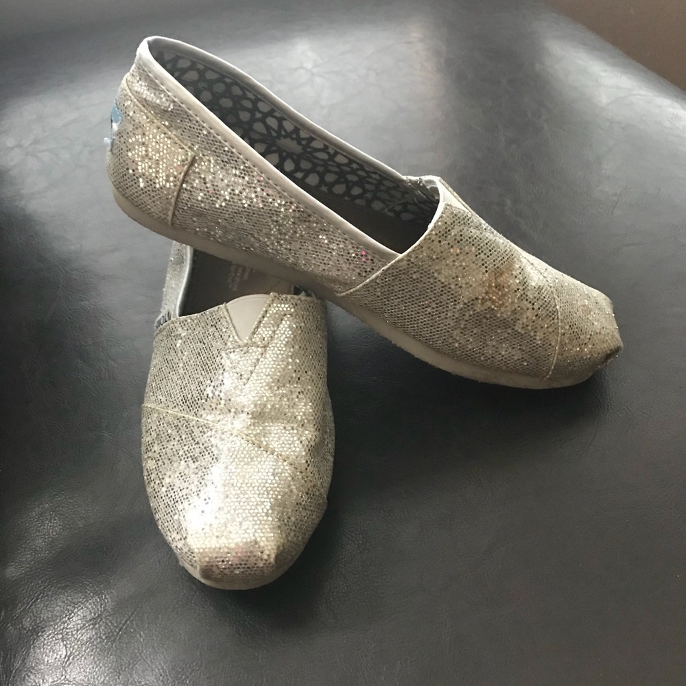 Glitter silver toms size 8.5